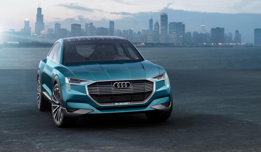  Audi e-tron Quattro Concept 2015 года  (фото 10 из 30)
